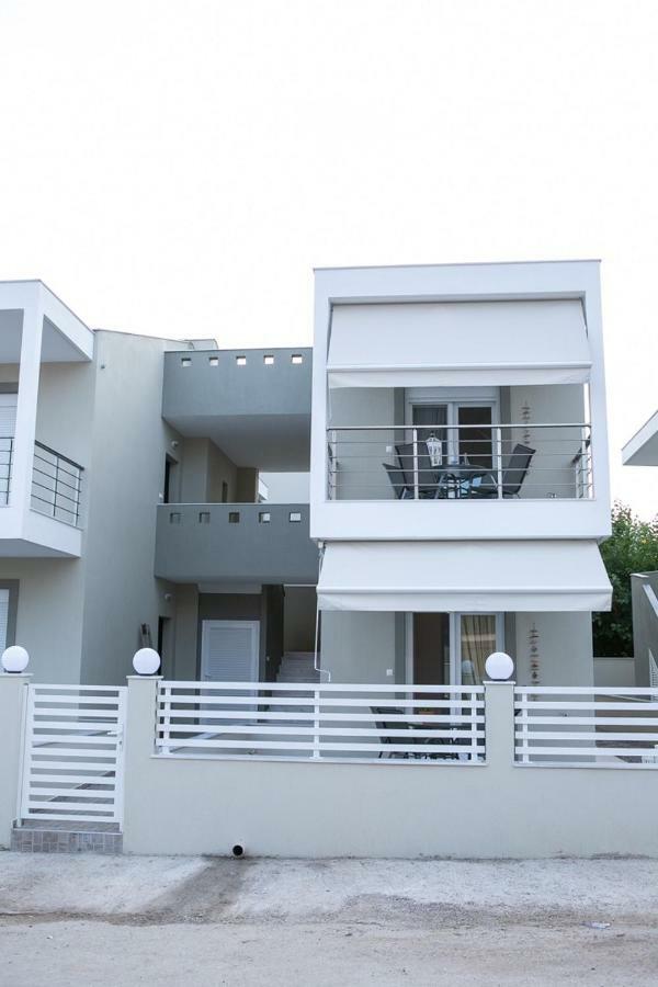 Anna Apartment Nikiti  Bagian luar foto